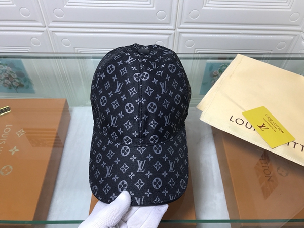 ブランド帽子着用イメージ